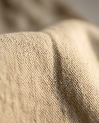 The Hydra Short - linen-blend fabric texture close-up